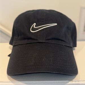 Nike Classic Black Hat
